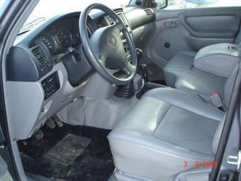 2005 Toyota Land Cruiser Pictures