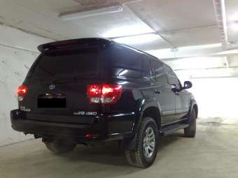 2005 Toyota Land Cruiser Pictures