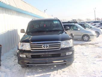 2005 Toyota Land Cruiser Pictures