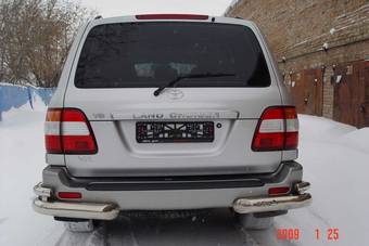 2005 Toyota Land Cruiser Pictures