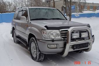 2005 Toyota Land Cruiser Photos