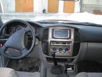 2005 Toyota Land Cruiser Wallpapers