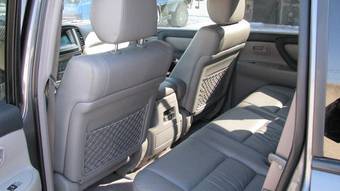 2005 Toyota Land Cruiser Pictures