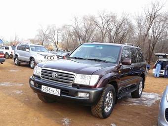 2005 Toyota Land Cruiser Wallpapers