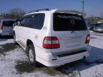 2005 Toyota Land Cruiser Photos
