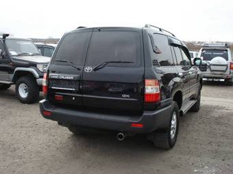 2005 Toyota Land Cruiser Pictures