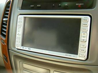 2005 Toyota Land Cruiser Pictures