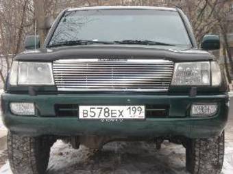 2005 Toyota Land Cruiser Pics