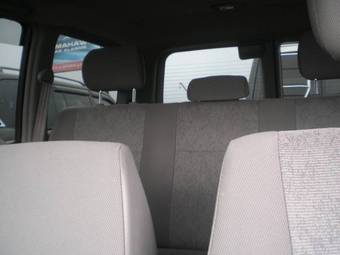 2005 Toyota Land Cruiser Images