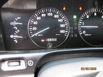 2005 Toyota Land Cruiser Photos