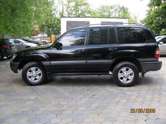 2005 Toyota Land Cruiser Wallpapers