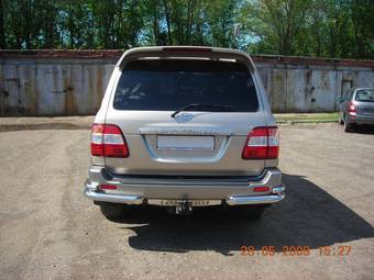 2005 Toyota Land Cruiser Pictures