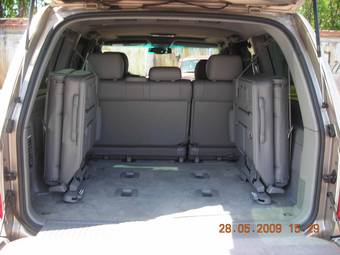 2005 Toyota Land Cruiser Photos