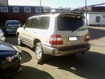2005 Toyota Land Cruiser Images