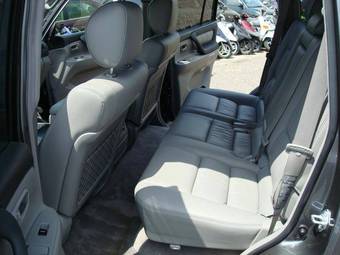 2005 Toyota Land Cruiser Pictures