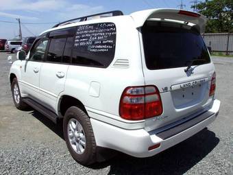 2005 Toyota Land Cruiser Pictures