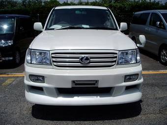 2005 Toyota Land Cruiser Pictures