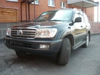 2005 Toyota Land Cruiser Pictures