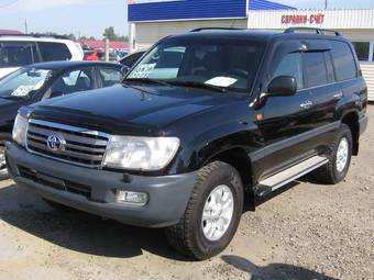 2005 Toyota Land Cruiser Pics