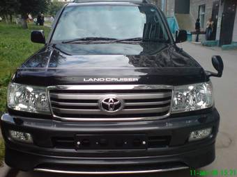 2005 Toyota Land Cruiser Photos