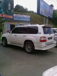 2005 Toyota Land Cruiser Photos