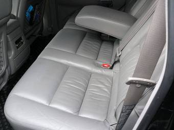 2005 Toyota Land Cruiser Photos