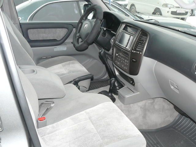 2006 Toyota Land Cruiser