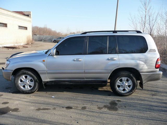 2006 Toyota Land Cruiser