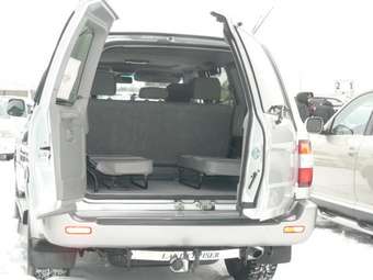 2006 Toyota Land Cruiser Pictures