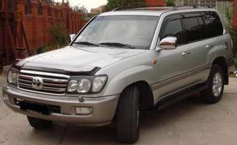 2006 Toyota Land Cruiser Pics