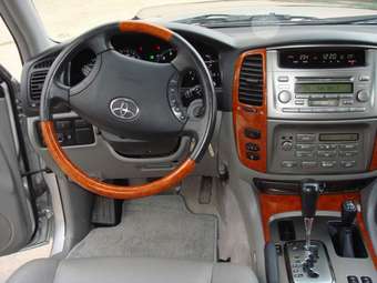 2006 Toyota Land Cruiser Wallpapers
