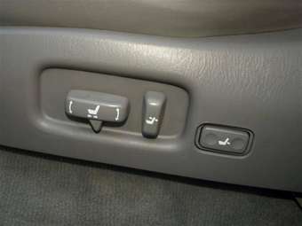 2006 Toyota Land Cruiser Pics