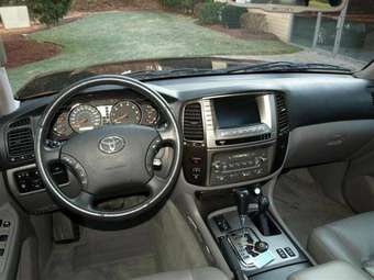 2006 Toyota Land Cruiser Wallpapers