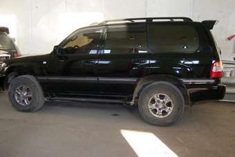 2006 Toyota Land Cruiser Photos