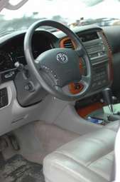 2006 Toyota Land Cruiser Photos