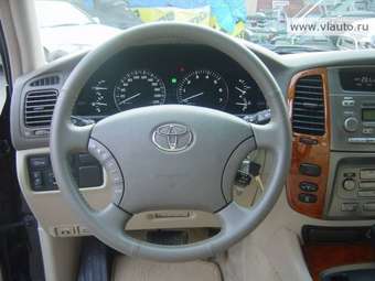 2006 Toyota Land Cruiser Images