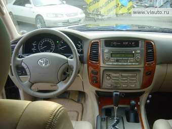2006 Toyota Land Cruiser Pics