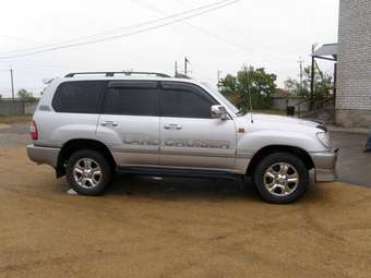 2006 Toyota Land Cruiser Images