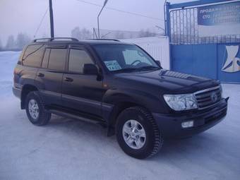 2006 Toyota Land Cruiser Photos