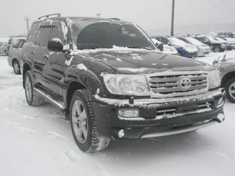 2006 Toyota Land Cruiser Pictures