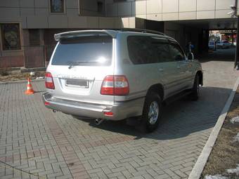 2006 Toyota Land Cruiser Pics