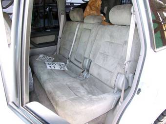 2006 Toyota Land Cruiser Photos