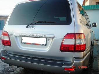 2006 Toyota Land Cruiser Photos