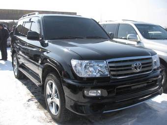 2006 Toyota Land Cruiser Photos