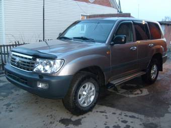 2006 Toyota Land Cruiser Photos