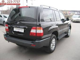 2006 Toyota Land Cruiser Photos