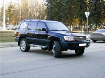 2006 Toyota Land Cruiser Pictures