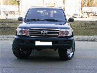 2006 Toyota Land Cruiser Photos