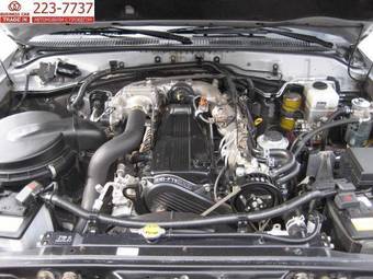 2006 Toyota Land Cruiser Images