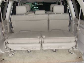 2006 Toyota Land Cruiser Pictures